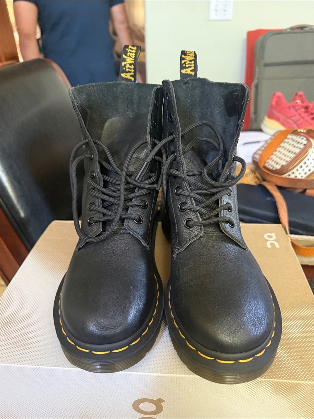 Dr. Martens 1460 Pascal Virginia boots , excellent condition. Wsize 7